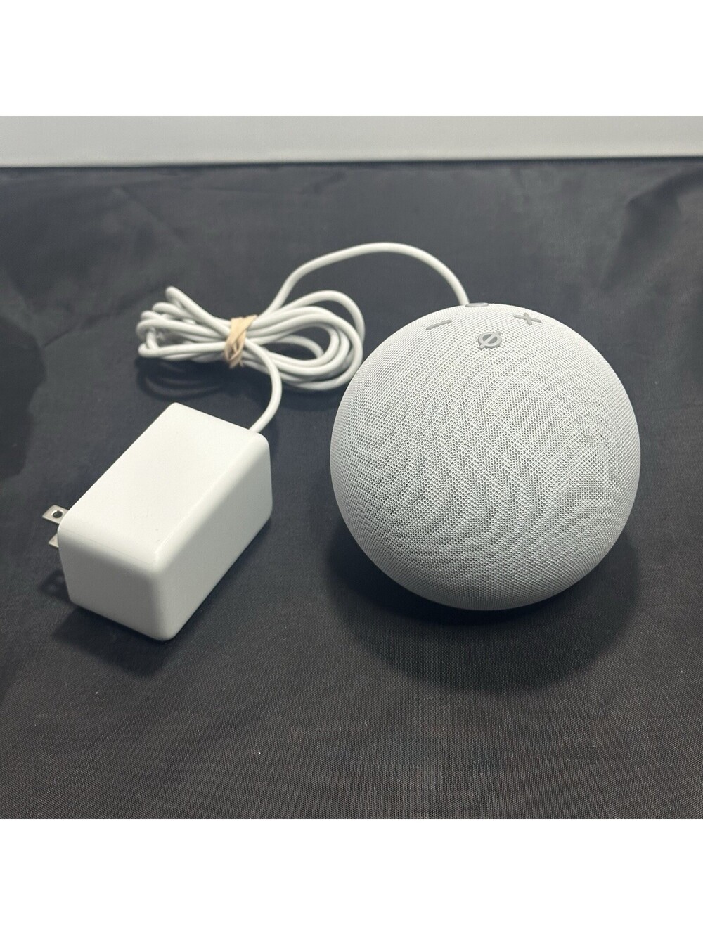 Amazon Echo Dot with Clock (4th Gen)(B7W644) - W/ Power Cord Gray Tested Works
